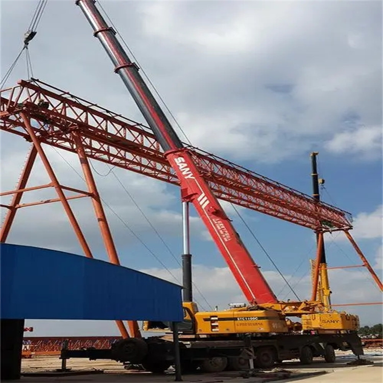 通川钢结构吊装